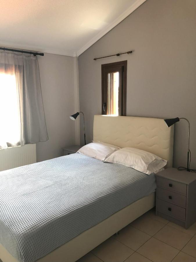 Palio Beach House Palaiontsiflikion Exterior photo