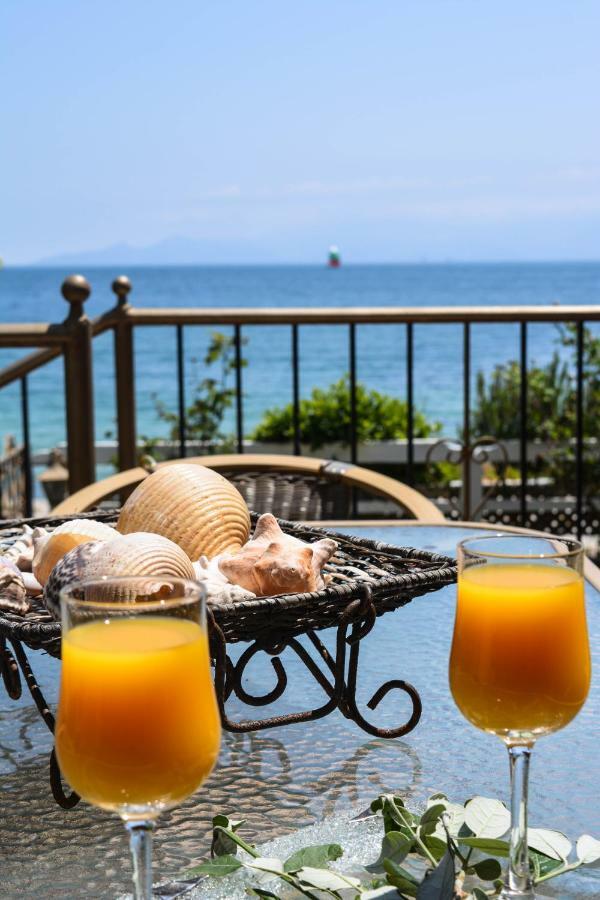 Palio Beach House Palaiontsiflikion Exterior photo