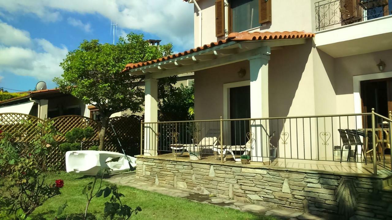 Palio Beach House Palaiontsiflikion Exterior photo